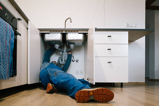Professional Leak Detection technician working in Andale, KS